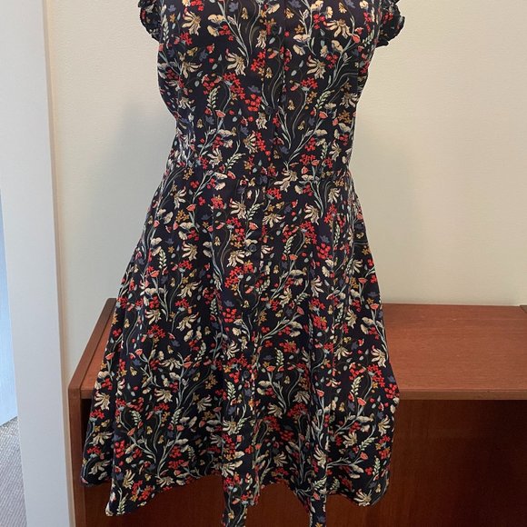 DEX Button Front Floral Print Dress with POCKETS - Picture 2 of 9